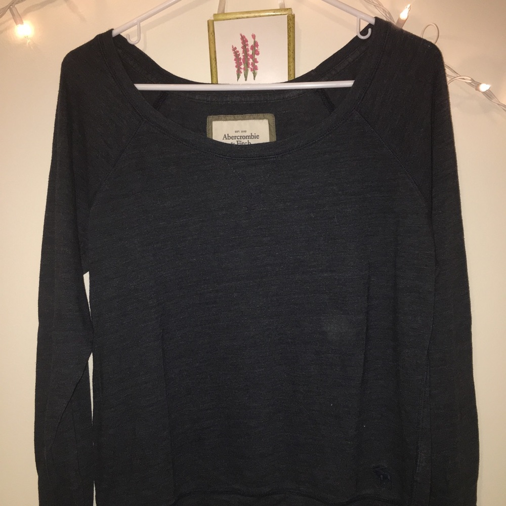3/$15 A&F long sleeved tee